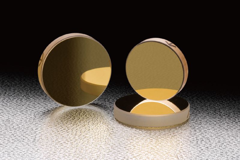 Broadband Metallic Mirrors