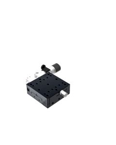 65X65mm Crossed-Roller Bearing, Aluminum, X-Axis Stage, Side Sub-Micron Worm-screw Micrometer, +/-6.5mm, 1/4-20 Threads, Right-handed